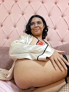 Emmaa Lexx online show from June 2026 02:05:01 AM