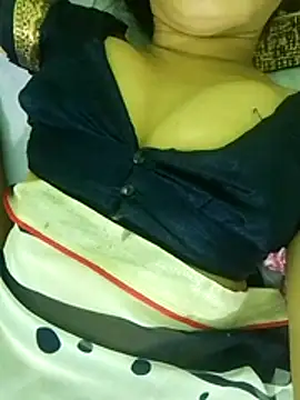 Snapshot of Komal_Bhabhi4u chatting on July 2026 04:35:02 PM Komal Bhabhi4u online show from July 2026 04:35:02 PM