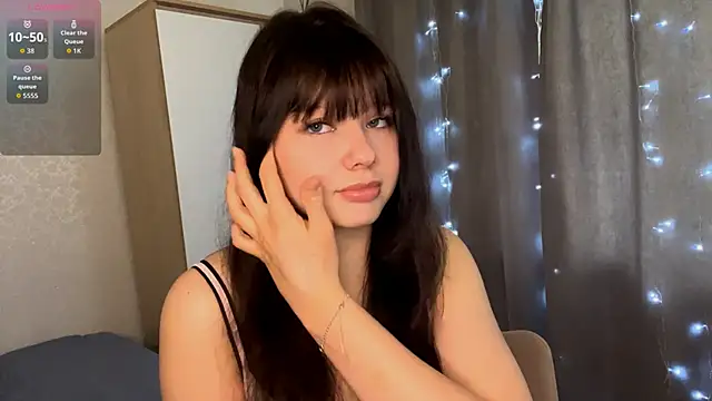 Snapshot of EmilyMercurial chatting on May 2026 09:16:02 AM EmilyMercurial online show from May 2026 09:16:02 AM
