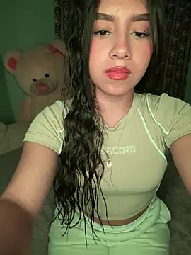 Snapshot of juli_06 chatting on May 2026 11:57:02 PM juli 06 online show from May 2026 11:57:02 PM