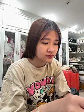 lynh baby online show from May 2026 11:53:01 AM