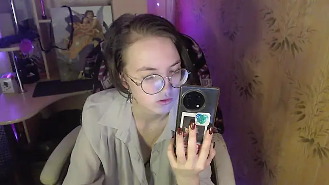 Snapshot of Alessa_Kiss chatting on May 2026 02:54:01 PM Alessa Kiss online show from May 2026 02:54:01 PM
