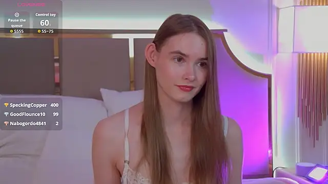LillianYoung online show from July 2026 07:23:02 AM