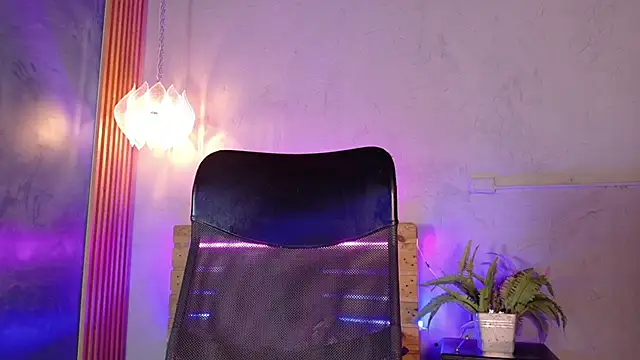 criss hardcock  online show from May 2026 01:28:02 PM
