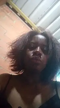 Snapshot of kassandra_Brownn chatting on June 2026 02:33:01 PM kassandra Brownn online show from June 2026 02:33:01 PM