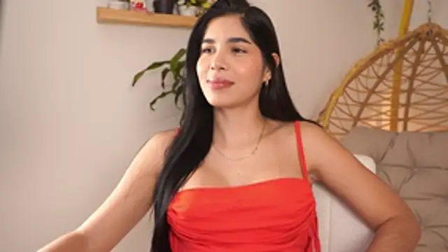 Snapshot of beauty_latina chatting on August 2026 12:01:02 AM beauty latina online show from August 2026 12:01:02 AM