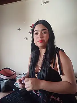 Snapshot of MiiaHott_W chatting on July 2026 06:43:01 PM MiiaHott W online show from July 2026 06:43:01 PM