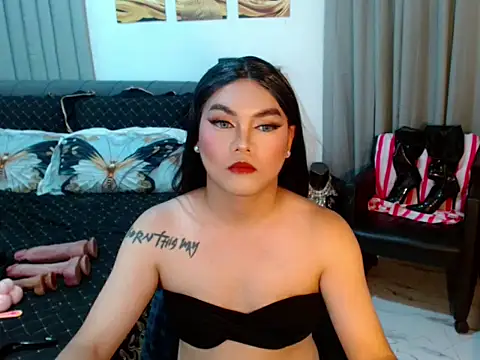 RoyalSeductress online show from May 2026 09:28:02 AM