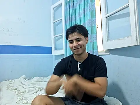 Alejandro026  online show from May 2026 10:15:01 PM