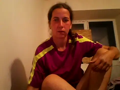 Snapshot of DanicaFey chatting on June 2026 06:42:01 PM DanicaFey online show from June 2026 06:42:01 PM