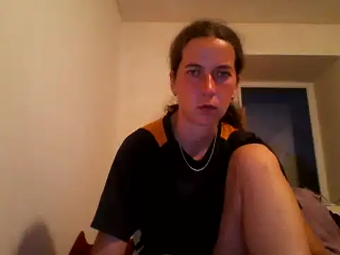 Snapshot of DanicaFey chatting on June 2026 06:43:02 PM DanicaFey online show from June 2026 06:43:02 PM
