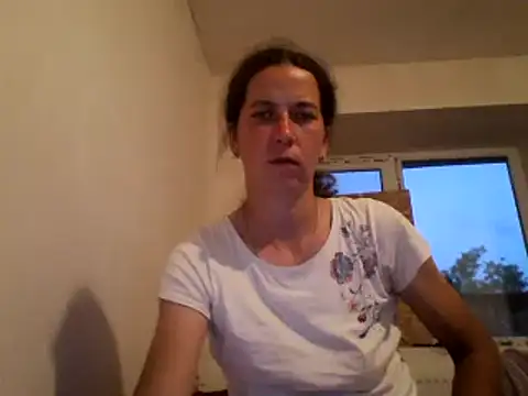 Snapshot of DanicaFey chatting on June 2026 06:16:01 PM DanicaFey online show from June 2026 06:16:01 PM