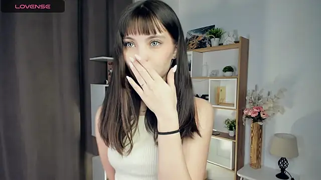 Snapshot of LupitaSolt chatting on May 2026 08:11:01 AM LupitaSolt online show from May 2026 08:11:01 AM