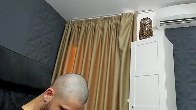 TroyWadee online show from June 2026 04:29:02 PM