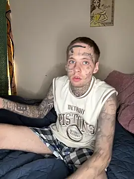 Snapshot of tattedupguy chatting on May 2026 05:51:01 PM tattedupguy online show from May 2026 05:51:01 PM