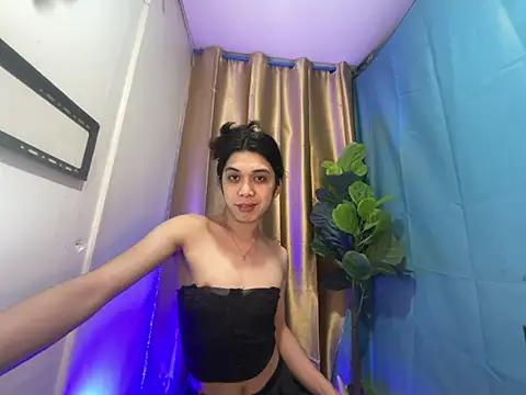 RoseAmarie online show from July 2026 01:10:02 PM