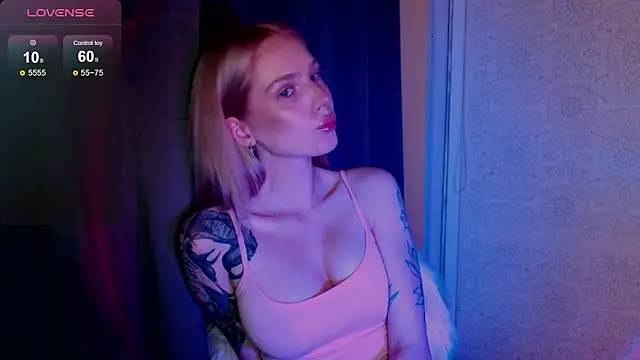 MichelleVelour online show from May 2026 05:17:02 PM