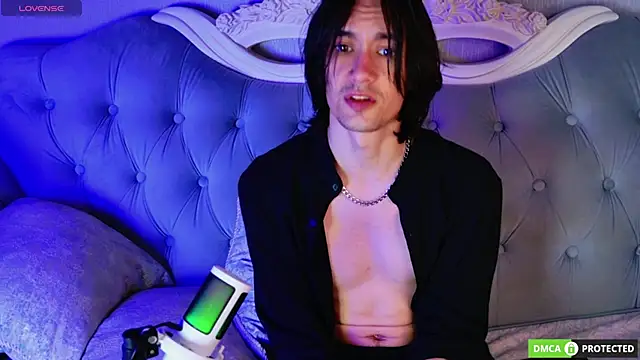Snapshot of CalvinChapman chatting on June 2026 02:24:02 AM CalvinChapman online show from June 2026 02:24:02 AM