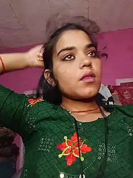 Snapshot of Mahi_Love0143 chatting on August 2026 03:32:02 AM Mahi Love0143 online show from August 2026 03:32:02 AM