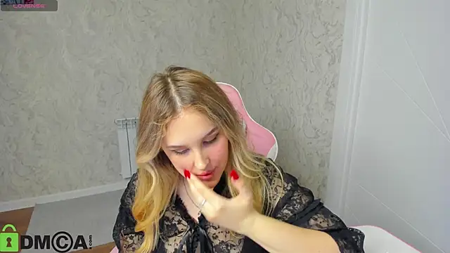 Snapshot of Stacey_Dawson chatting on May 2026 09:06:01 AM Stacey Dawson online show from May 2026 09:06:01 AM
