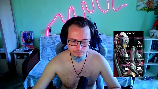 Snapshot of MeLanXolik chatting on June 2026 11:54:02 AM MeLanXolik online show from June 2026 11:54:02 AM