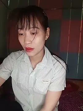 Snapshot of Logii_x chatting on May 2026 11:56:02 PM Logii x online show from May 2026 11:56:02 PM