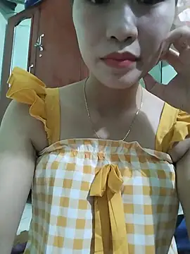 Snapshot of Logii_x chatting on July 2026 02:47:02 PM Logii x online show from July 2026 02:47:02 PM