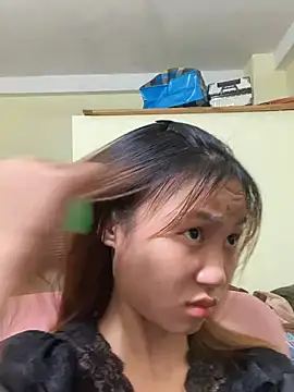 Snapshot of Vi_sexyy chatting on May 2026 03:29:02 PM Vi sexyy online show from May 2026 03:29:02 PM