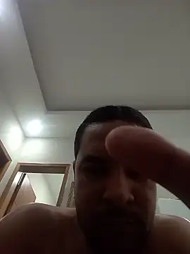 Snapshot of Tomaajek chatting on August 2026 01:13:01 PM Tomaajek online show from August 2026 01:13:01 PM