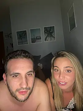 Snapshot of space_couple chatting on August 2026 11:18:01 PM space couple online show from August 2026 11:18:01 PM