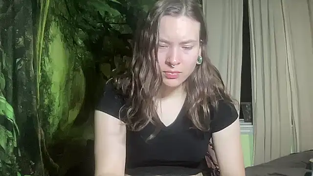 mo0ngoddess online show from February 2026 03:45:01 AM