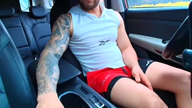Oliver browm online show from June 2026 01:38:02 PM