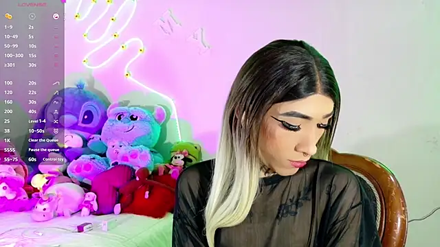 violeta E  online show from June 2026 07:16:01 PM