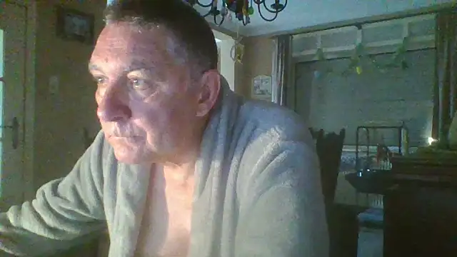 Snapshot of edje59a chatting on March 2025 07:26:01 AM edje59a online show from March 2025 07:26:01 AM