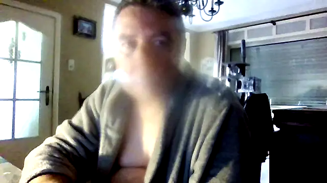 Snapshot of edje59a chatting on September 2025 06:46:01 AM edje59a online show from September 2025 06:46:01 AM