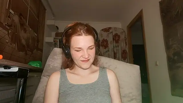 Snapshot of ClankingPressing chatting on May 2026 04:58:02 PM ClankingPressing online show from May 2026 04:58:02 PM