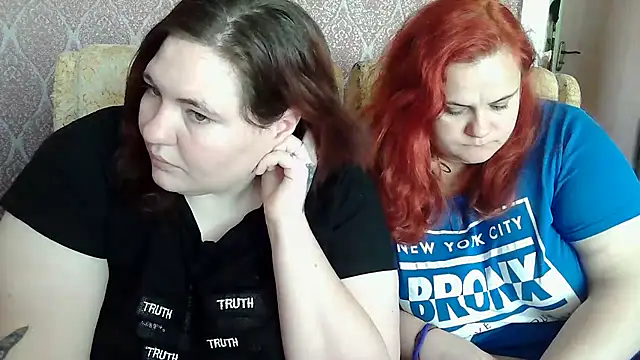Snapshot of TiffanyLenee chatting on May 2026 09:05:01 AM TiffanyLenee online show from May 2026 09:05:01 AM