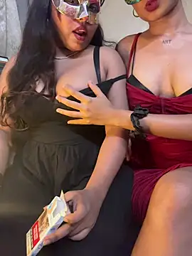 Snapshot of SlutrySiren chatting on June 2026 08:55:02 PM SlutrySiren online show from June 2026 08:55:02 PM