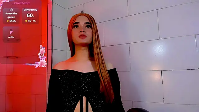 Snapshot of Lana_Ride_ chatting on May 2026 04:04:02 PM Lana Ride online show from May 2026 04:04:02 PM