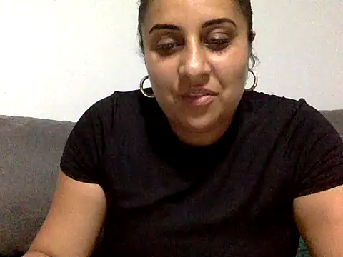 Antoniasweet online show from June 2026 06:36:02 PM