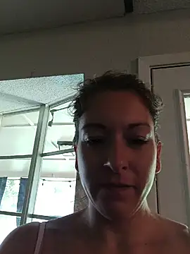 Snapshot of missbellastar chatting on June 2026 05:13:02 PM missbellastar online show from June 2026 05:13:02 PM