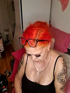AshleyGinger   online show from June 2026 07:38:02 PM