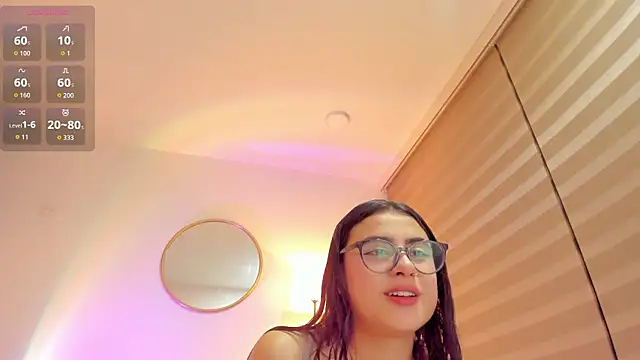 Snapshot of imsofia_dy chatting on June 2026 12:13:01 AM imsofia dy online show from June 2026 12:13:01 AM