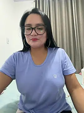 Snapshot of rousee69_ chatting on June 2026 02:47:02 AM rousee69 online show from June 2026 02:47:02 AM