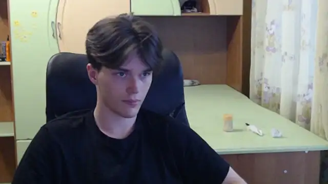 Snapshot of arthur___king chatting on June 2026 12:48:01 PM arthur king online show from June 2026 12:48:01 PM