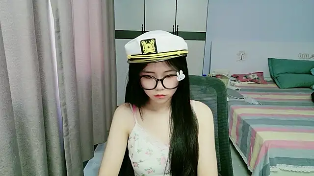 xiaoxiaoyu030 online show from June 2026 08:19:01 AM