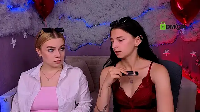 caroline honeyy online show from June 2026 09:17:01 AM