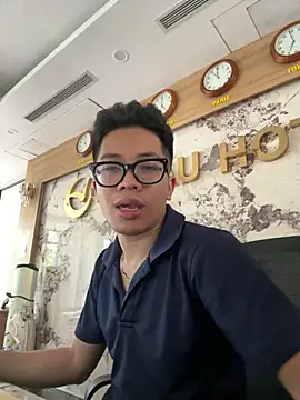 TienMinh233 online show from May 2026 10:00:01 AM