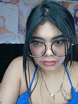 luxuryluna online show from June 2026 02:53:01 AM