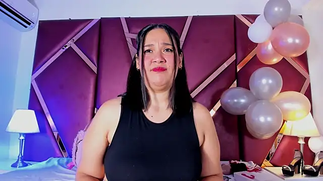 SelenaBloom online show from June 2026 09:35:01 PM